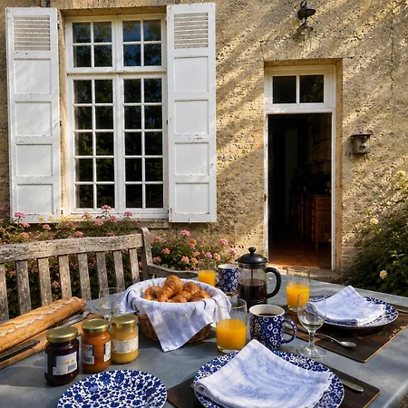 Bed & Breakfast Le Manoir De - Et De Campagne 3*